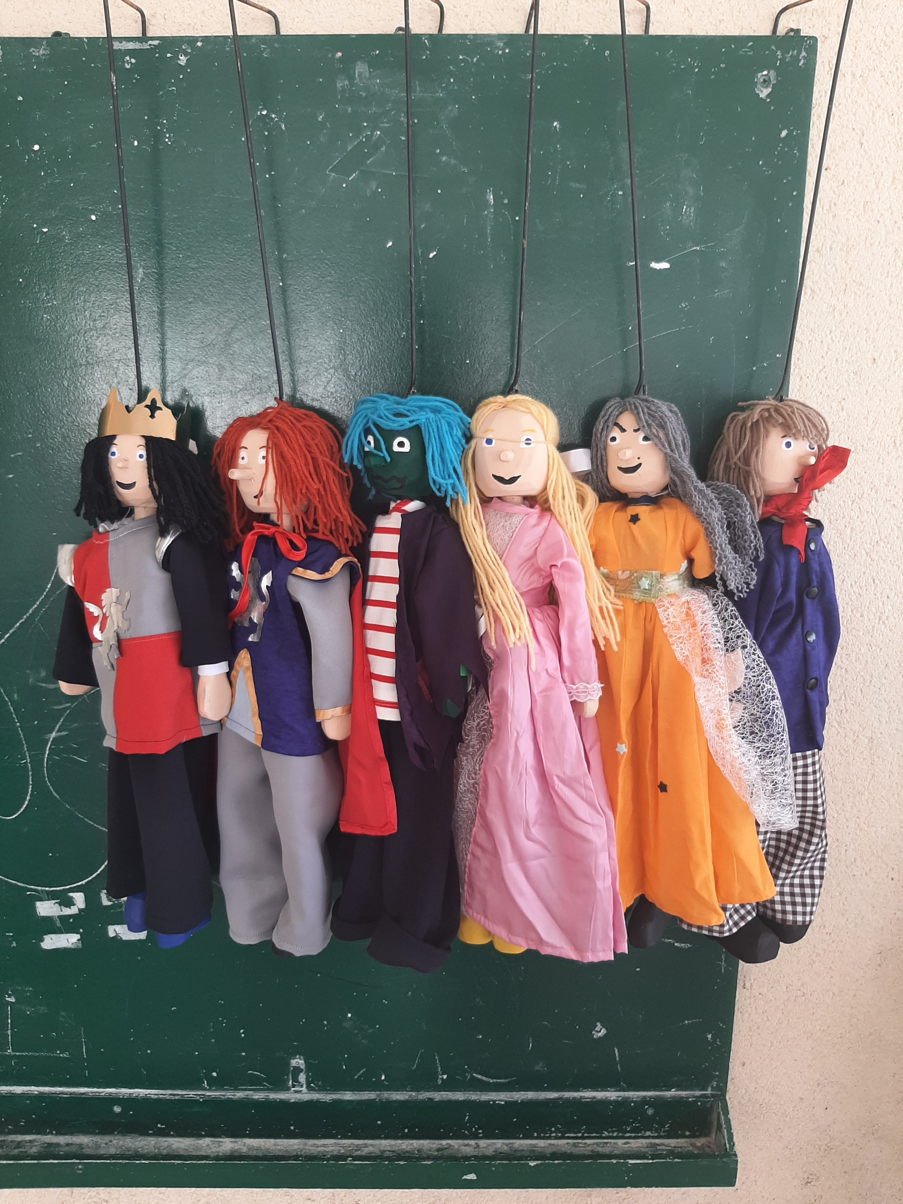 Aperçu de confection de marionnettes lors d'un atelier